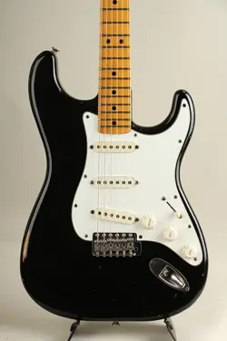 FENDER 1979 STRATOCASTER BLACK MAPLE