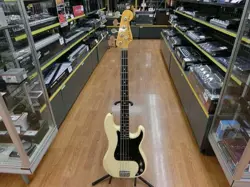 JAPAN BASS PB70