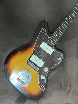 FENDER MADE IN JAPAN HERITAGE JAZZMASTER