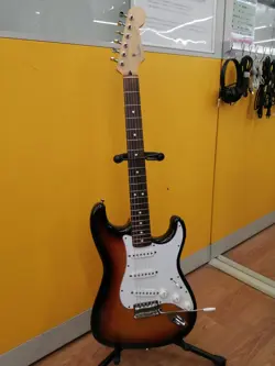 FENDER JAPAN ST50 ELECTRIC GUITAR