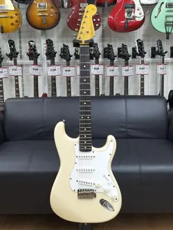ST62 ELECTRIC GUITAR-07