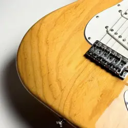 70' STRATOCASTER
