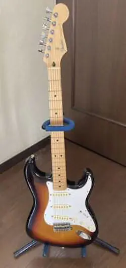 USED FENDER JAPAN STRATOCASTER