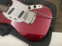 FENDER JAPAN MG69 MH OCR MUSTANG