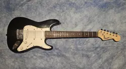 STRAT BLACK 2013