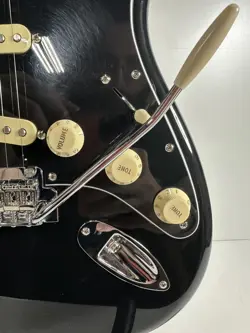 STRATOCASTER 2023 BLACK