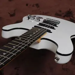 FENDER MIJ AERODYNE SPECIAL STRATOCASTER