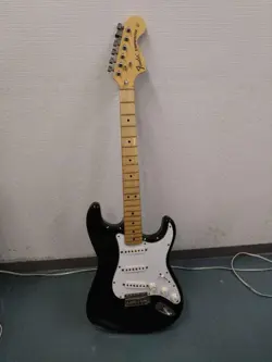 FENDER JAPAN STRATOCASTER BLACK FINISH GUITAR FROM JAPAN