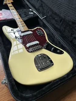 2023 FENDER VINTERA II '70S JAGUAR - VINTAGE WHITE