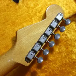 STRATOCASTER THIN LACQUER