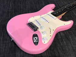 SQUIER BY FENDER BULLET STRAT USED ROSEWOOD FINGERBOARD PINK W/SOFT CASE