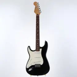 STANDARD STRATOCASTER LEFT