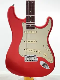 AMERICAN DELUXE STRATOCASTER/CHROME