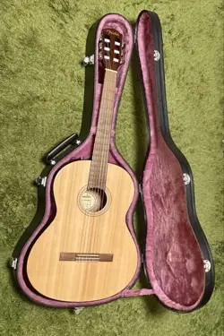 FENDER CLASSIC DESIGN CD-60S NAT WITH HARD CASE