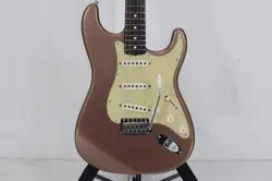 FENDER 60S STRATOCASTER 2004 ELECTRIC GUITAR