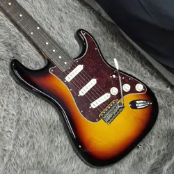FENDER FSR MADE IN JAPAN TRADITIONAL 60S STRATOCASTER RW 3-COLOR SUNBURST #GG676