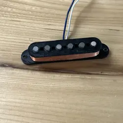 VINTAGE 1980S FENDER AMERICAN STRAT PICKUP NECK POSITION