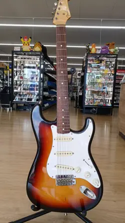 FENDER JAPAN STD-62 STRATOCASTER ELECTRIC GUITAR USED