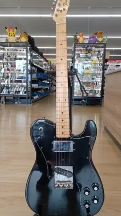 FENDER JAPAN TC72-70 ELECTRIC GUITAR USED