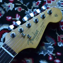 FENDER KURT COBAIN JAGUAR