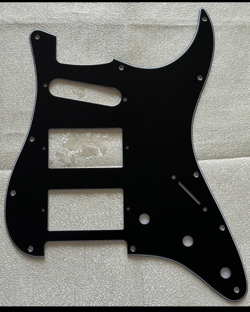 PICKGUARD BLACK-JERRY