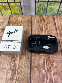 FENDER AT-3 AUTO GUITAR BASS TUNER BLACK