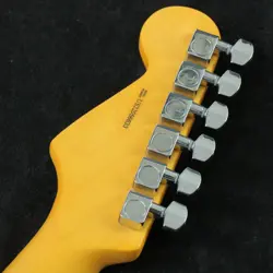 FENDER AMERICAN PROFESSIONAL II STRATOCASTER MAPLE FINGERBOARD OLYMPIC WHITE