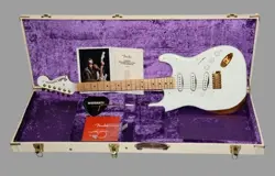 ELECTRIC GUITAR FENDER LIMITED KEN STAROCASTER EXPERIMENT #1 WHITE WITH CASE