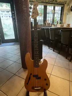 ELECTRIC BASS GUITAR FENDER PRECISION PBAC-100 JAPAN