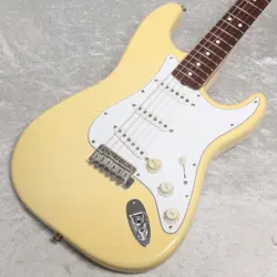 USED FENDER USA / AMERICAN VINTAGE 62 STRATOCASTER VINTAGE WHITE V093546 GUITAR