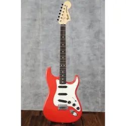 FENDER MADE IN JAPAN LIMITED INTERNATIONAL COLOR STRATOCASTER MOROCCO RED