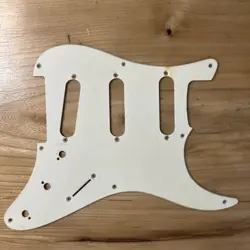 VINTAGE 8 HOLE PICKGAURD FOR FENDER STRAT