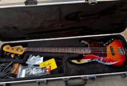 MINT BARELY TOUCHED  FENDER AMERICAN STANDARD JAZZ BASS 2008 - SUNBURST