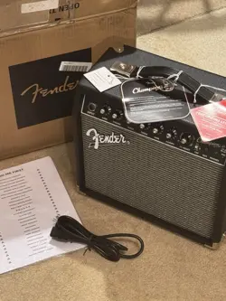 FENDER CHAMPION II 25 1X8 25W GUITAR COMBO AMP MINT RETURN