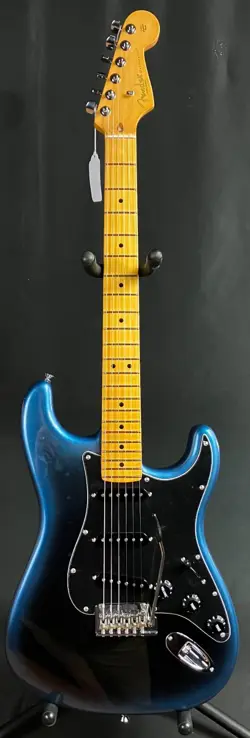 FENDER AMERICAN PROFESSIONAL II STRATOCASTER ELECTRIC GUITAR DARK NIGHT FINISH W