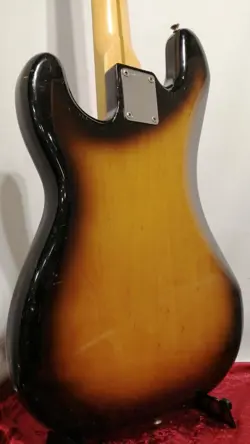 FENDER JAPAN PB57-95