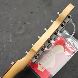 90'S AMERICAN ELECTRIC