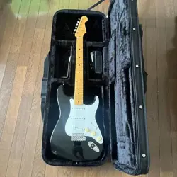 FENDER JAPAN ST-57 STRATOCASTER ELECTRIC GUITAR BLACK WITH SEMI HARD CASE