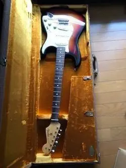 ELECTRIC GUITAR FENDER USA STRATOCASTER SUNBURST