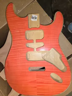 NEW ALDER/FLAME MAPLE TOP 