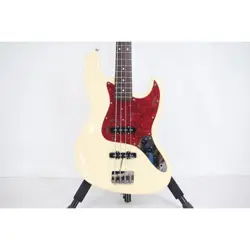 FENDER JAPAN JB62-58 USED ROSEWOOD FINGERBOARD WHITE W/SOFT CASE