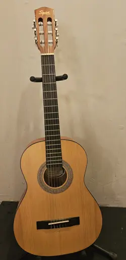 3/4 SIZE FENDER SQUIER MC-1 STUDENT 6 NYLON STRING GUITAR