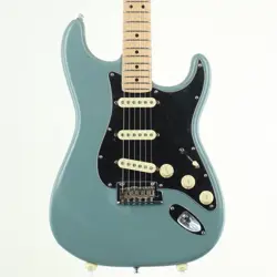 FENDER AMERICAN PROFESSIONAL STRATOCASTER MAPLE FINGERBOARD SONIC GRAY USED
