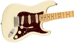 FENDER AMERICAN PROFESSIONAL   STRATOCASTER  MN   OLYMPIC WHITE