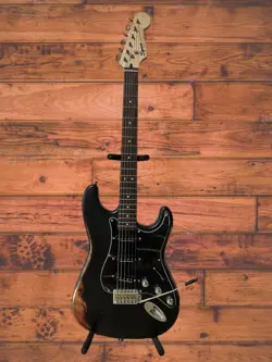 MODIFIED COLOR SQUIER FENDER STRATO ELECTRIC GUITAR