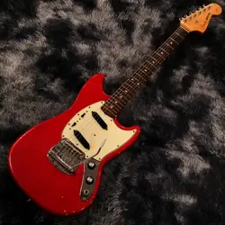 FENDER MUSTANG DAKOTA