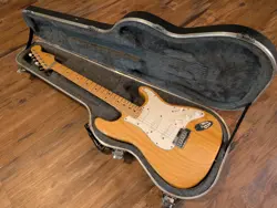 GUITAR NATURAL EXCELLENT++