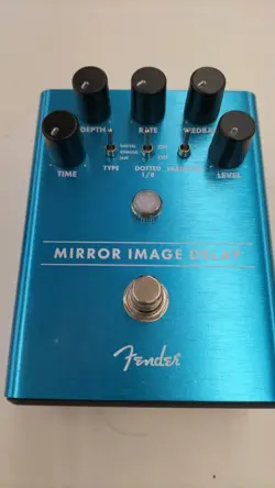 PEDAL MODEL MIRROR