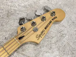 MUSTANG BASS USED