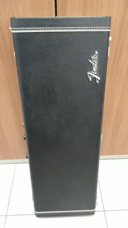 FENDER VOODOO ST